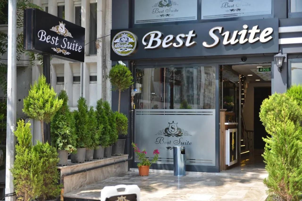 Bakirkoey Best Suit Estambul Turquía